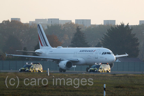 00S201108D656CARO.JPG