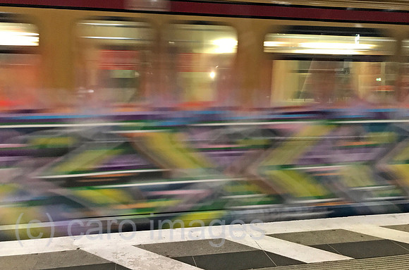 00S201022D545CARO.JPG
