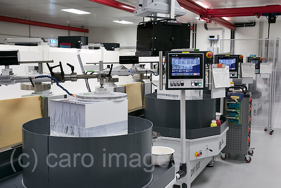 00R230509D044CAROEX.JPG