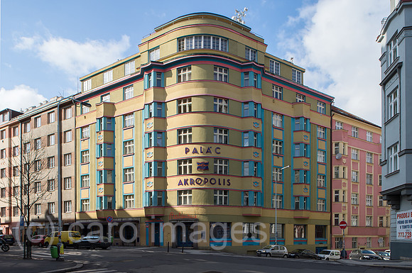 0CE150311D010CARO.JPG