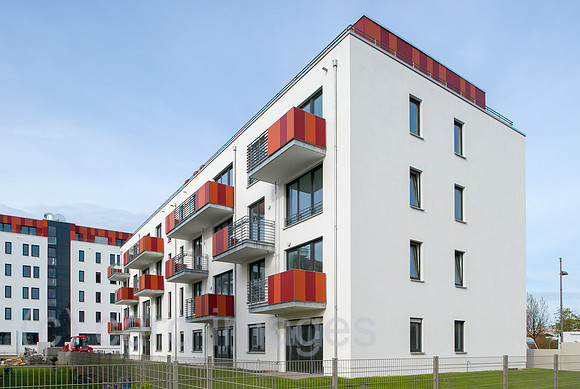 0CE141103D004CARO.JPG