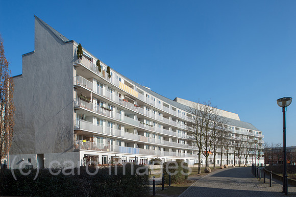 0CE150227D003CARO.JPG