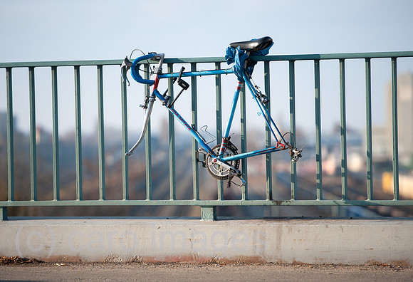 0CE141207D004CARO.JPG