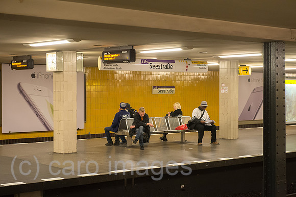 0CE141020D004CARO.JPG
