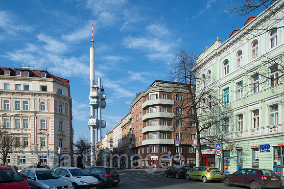 0CE150310D017CARO.JPG