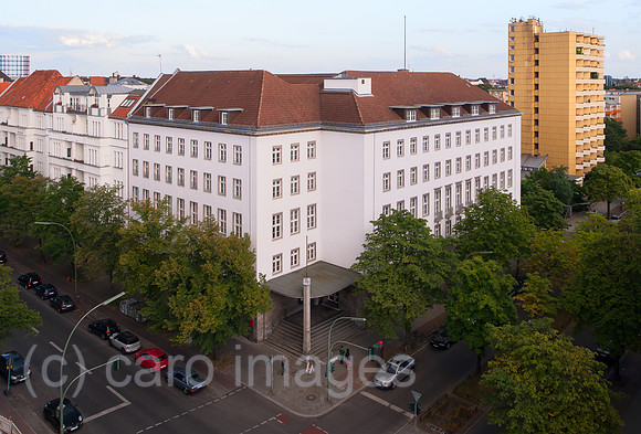 0CE140811D003CARO.JPG