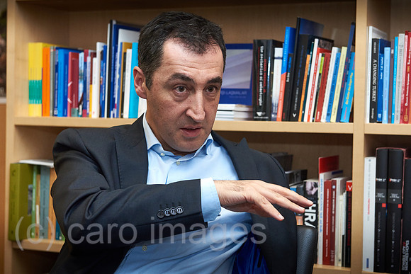 00Y160128D008CARO.JPG
