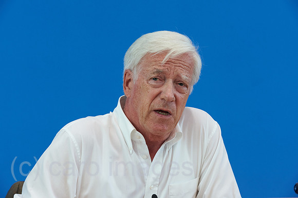 00Y160530D007CARO.JPG