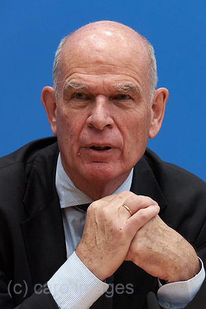 00Y151207D006CARO.JPG