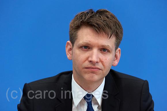 00Y160414D027CARO.JPG