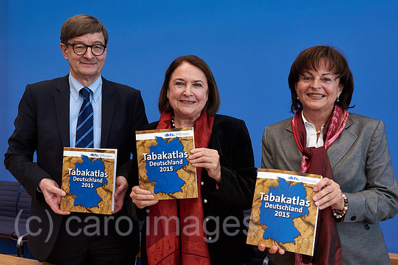 00Y151103D038CARO.JPG