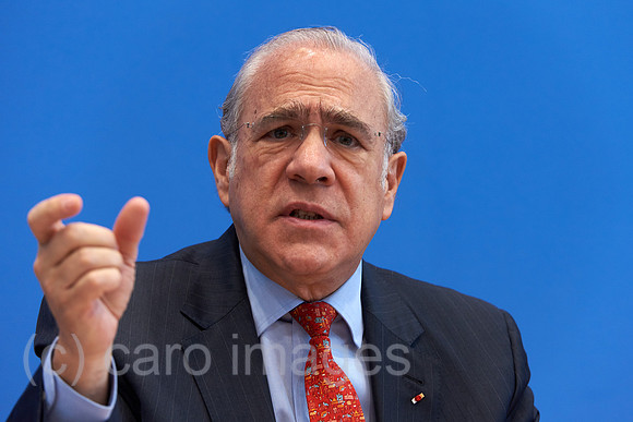 00Y160405D014CARO.JPG