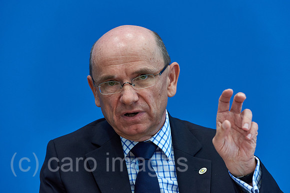 00Y160524D007CARO.JPG