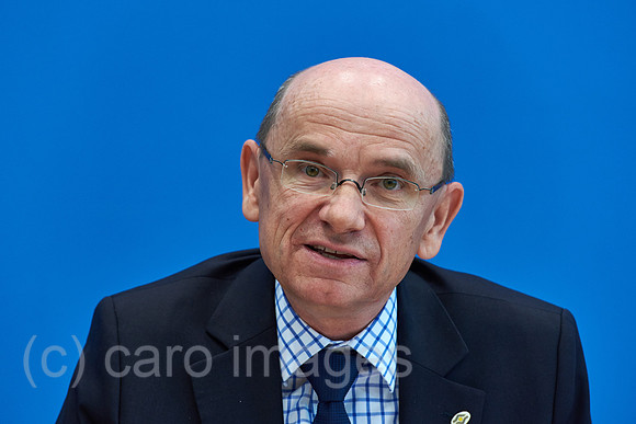 00Y160524D005CARO.JPG