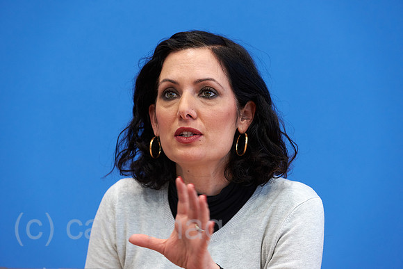 00Y160419D022CARO.JPG