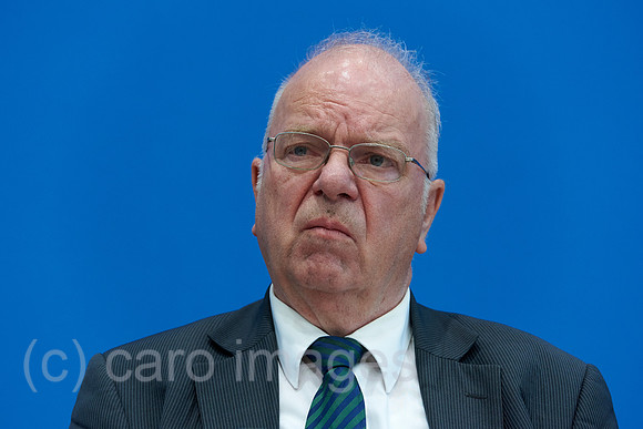 00Y160412D029CARO.JPG