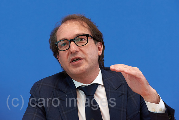 00Y160427D009CARO.JPG