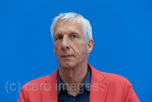00Y160428D057CARO.JPG