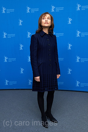 00Y160213D005CARO.JPG