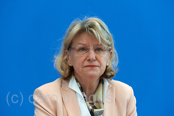 00Y160406D013CARO.JPG