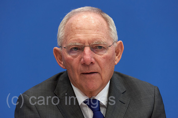 00Y160323D042CARO.JPG