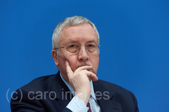 00Y160105D033CARO.JPG