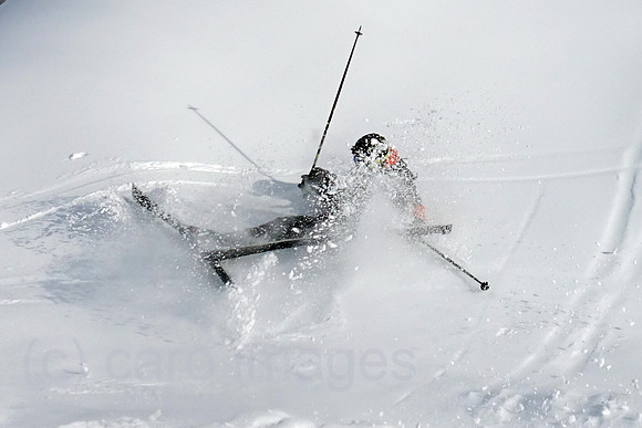 00S180205D045CARO.JPG