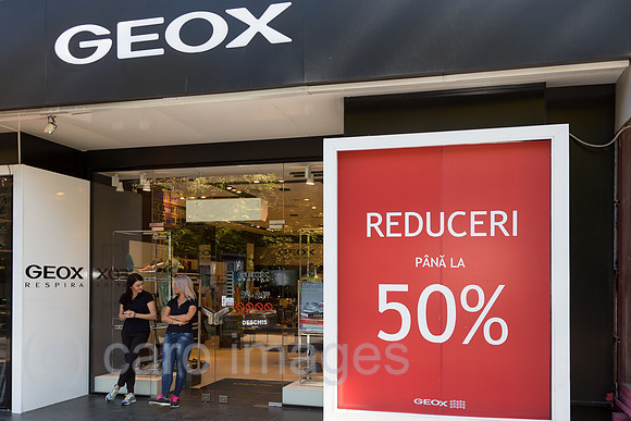 Republik Moldau, Chisinau - Filiale der italienischen Schuhmarke GEOX