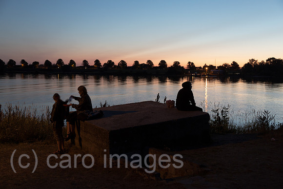 Polen, Mikoszewo, Abenddaemmerung an der Weichsel (Wysla)