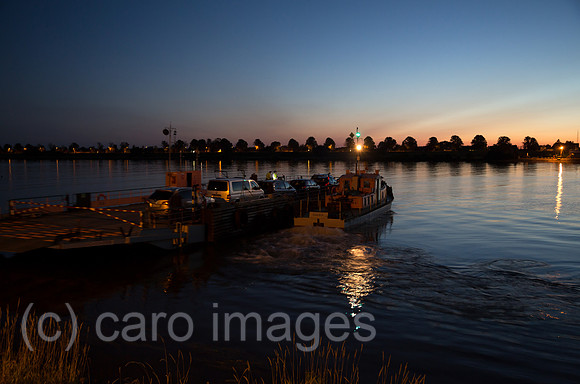Polen, Mikoszewo, Faehre ueber die Weichsel (Wysla)