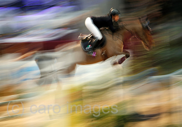 00S180112D020CARO.JPG