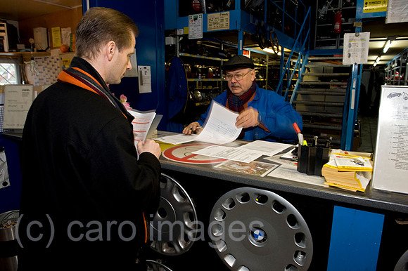EBS0901149CARO.JPG