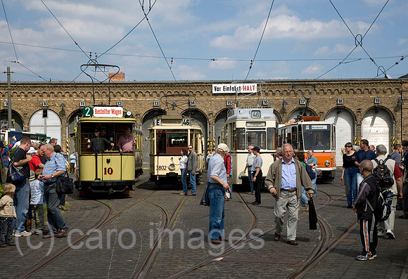 EBS0708253CARO.JPG