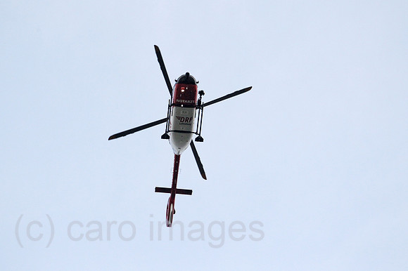 Hannover, Deutschland, Rettungshubschrauber der DRF Luftrettung im Flug