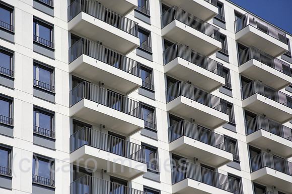 Berlin, Deutschland, Stockwerke eines neugebauten Wohnhauses