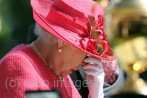 Royal Ascot, Grossbritannien, HRH Queen Elizabeth the Second is not amused