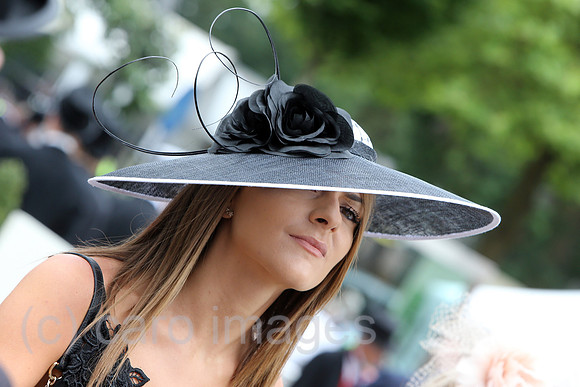 Royal Ascot, Fashion, woman with hat at the racecourse