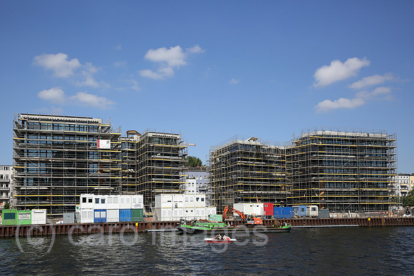 Berlin, Deutschland, Neubauprojekt WAVE am Spreeufer der Stralauer Allee