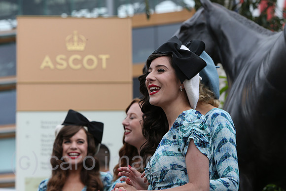 Royal Ascot, Fashion, women with hats at the racecourse
