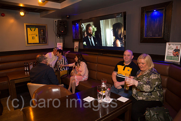 Grossbritannien, Nordirland, Belfast - Irish Pub im Stadtzentrum