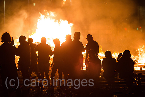 Grossbritannien, Belfast - Bonfire am Orangemen’s Day, protestantischer, jaehrlicher Feiertag zum Gedenken an die Schlacht am Boyne