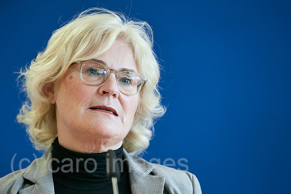 Berlin, Deutschland - Christine Lambrecht, Bundesjustizministerin.