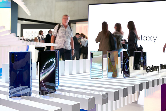 Berlin, Deutschland - SAMSUNG stellt das Galaxy Note 10 zur IFA vor.