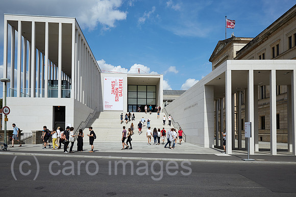 Berlin, Deutschland - James-Simon-Galerie auf der Museumsinsel.