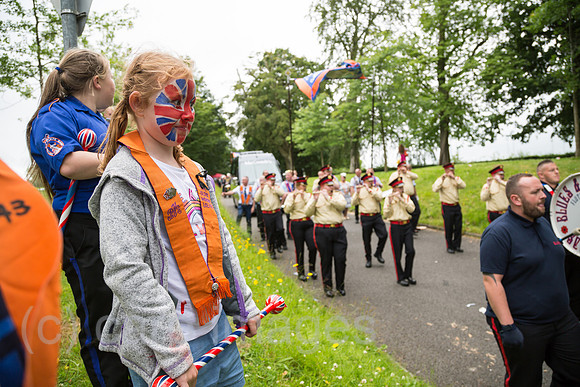 Grossbritannien, Belfast - Parade am Orangemens Day, protestantischer, politisch aufgeladener jaehrlicher Feiertag zum Gedenken an die Schlacht am Boyne