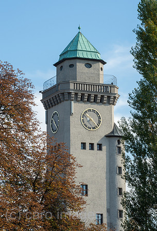 Der Casinoturm am S-Bahnhof Berlin-Frohnau