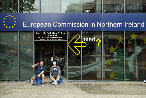 Grossbritannien, Belfast - Vertretung der Europaeischen Kommission in Nordirland am Orangemens Day (protestantischer Feiertag)