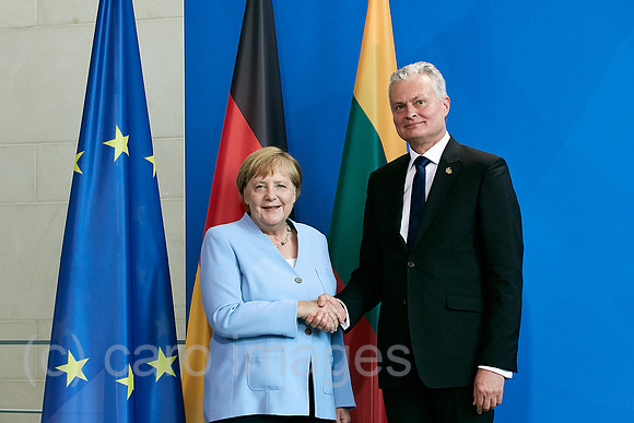 Berlin, Deutschland - Bundeskanzlerin Angela Merkel und Gitanas Nauseda, Praesident Litauens.