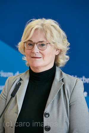 Berlin, Deutschland - Christine Lambrecht, Bundesjustizministerin.