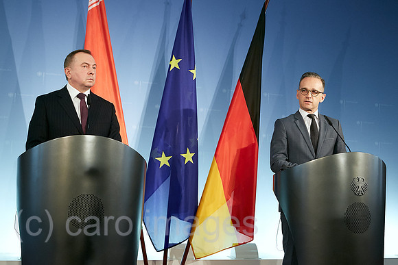 Berlin, Deutschland - Wladimir Makej und Heiko Maas, Aussenminister von Weissrussland und Deutschland bei einer Pressekonferenz.